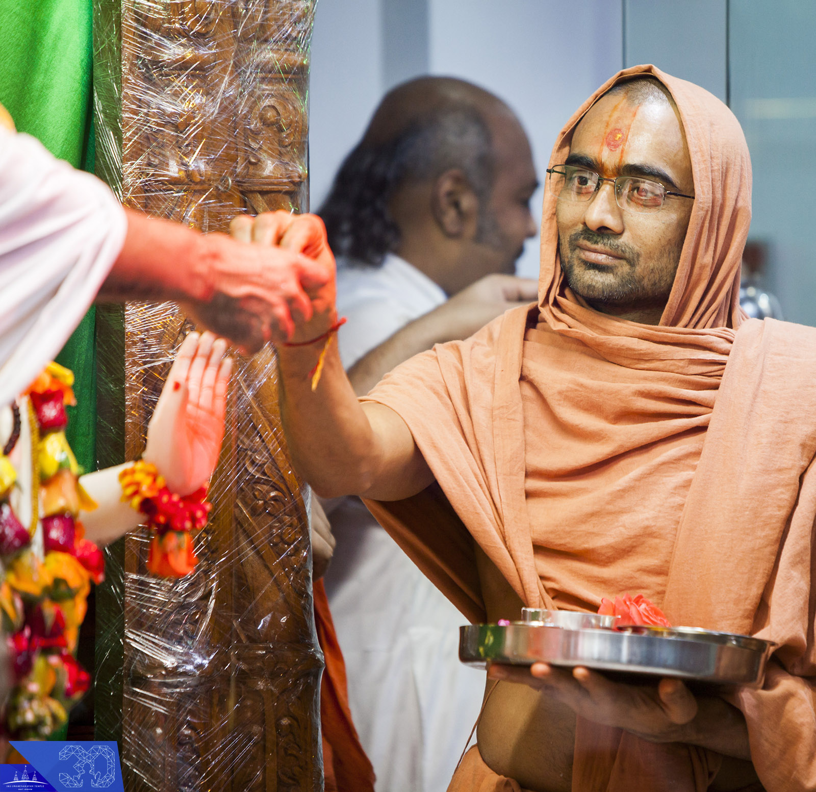 21 copy - ©1987-2017 SKS Swaminarayan Temple East London